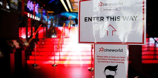 Σχολεία και εστίαση δύσκολα θα ανοίξουν τα Χριστούγεννα