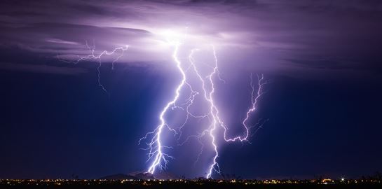 Οι πιο ισχυροί κεραυνοί όλων των εποχών χτύπησαν τη Νότιο Αμερική