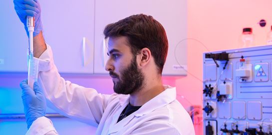 3 εκ. δόσεις του εμβολίου ενάντια στον κορονοϊό εξασφάλισε η Ελλάδα