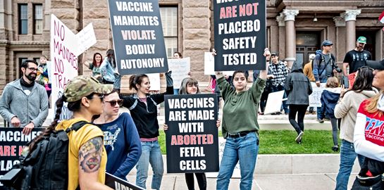 Δώστε 1.000 δολάρια σε όσους δεν θέλουν να εμβολιαστούν