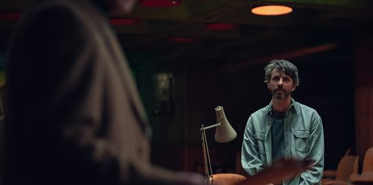 5 ενδιαφέρουσες ταινίες που ενέπνευσαν το Dept. Q του Netflix