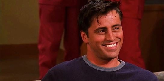 10 φορές που γελάσαμε με τα καμώματα του Joey στα &#39;Φιλαράκια&#39;