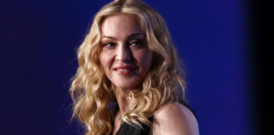 Jenny Shimizu: Η πρώην της Madonna λέει πως ένιωθε σαν &#39;πόρνη πολυτελείας&#39;