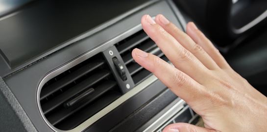 Πώς θα συντηρήσεις το κλιματιστικό του αυτοκινήτου σου πριν το καλοκαίρι
