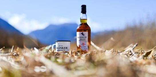 Ταξίδι σε μαγευτικά τοπία στην Ελλάδα με συνοδοιπόρο το Talisker