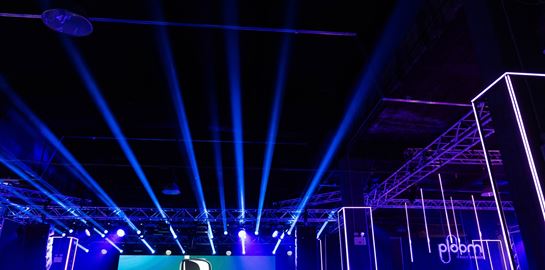 Όσα συνέβησαν στο εντυπωσιακό λανσάρισμα του Ploom στην Ελλάδα