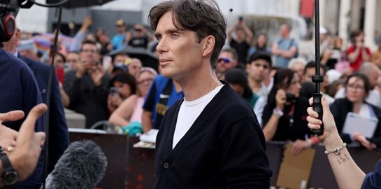O Cillian Murphy έχει κάτι να πει για το φαινόμενο Barbenheimer