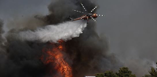 Εισαγγελική παρέμβαση για τις πυρκαγιές σε Πεντέλη και Μέγαρα