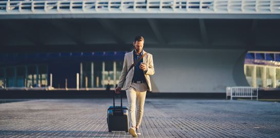 Τα κόλπα για φθηνές πτήσεις δεν έχουν αποτέλεσμα, λένε οι ειδικοί