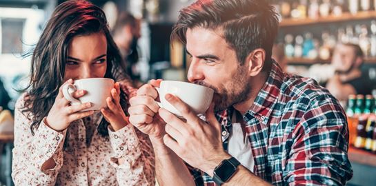 Πόσο καφέ πρέπει να πίνεις για να χάσεις βάρος, σύμφωνα με το Harvard