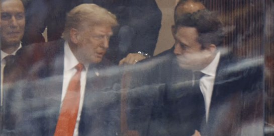 Donald Trump και Elon Musk ξανά μαζί: Το στιγμιότυπο που σχολιάζουν όλοι (video)