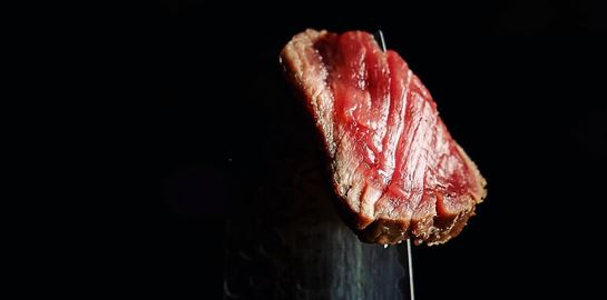 Ο οδηγός του Esquire για την Τσικνοπέμπτη