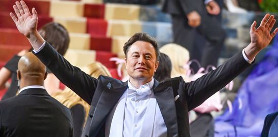 Όταν ο Elon Musk υπέκυψε στη &#39;γοητεία&#39; ενός παίκτη πόκερ