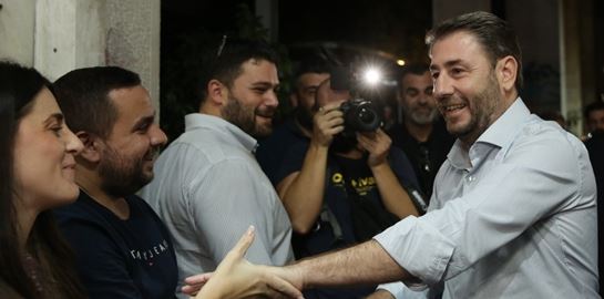 Εκλογές στο ΠΑΣΟΚ: Τα καλύτερα σχόλια στα social media