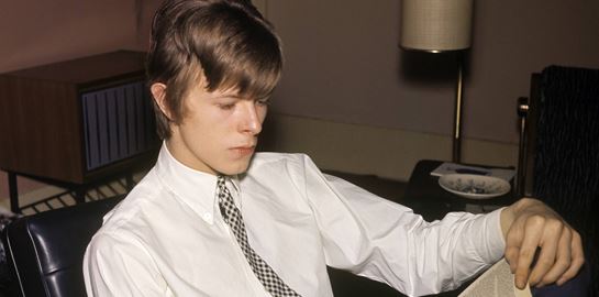 Αυτά ήταν τα αγαπημένα βιβλία του David Bowie-ανάμεσά τους και ένα ελληνικό