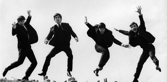 Όταν ο Μίκης Θεοδωράκης συνεργάστηκε με τους Beatles