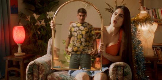 &#39;Για να σε δω λίγο πιο παντελονάτο&#39;: H viral καμπάνια που μας αφορά όλους