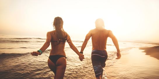 Το μεγάλο come back του (ασφαλούς) καλοκαιρινού σεξ