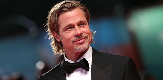 Βρήκαμε τη fitness ρουτίνα του Brad Pitt για να βαδίσεις στα βήματά του
