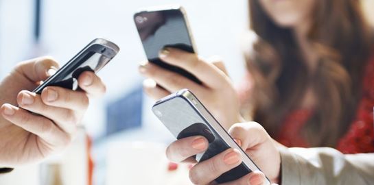 Πώς μπορείς να γράψεις κανονικά μηνύματα με τη φωνή σου