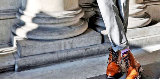 5 ζευγάρια μπότες που φοριούνται με κοστούμι