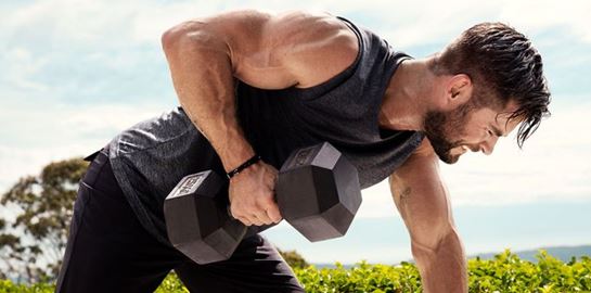 Ο Chris Hemsworth έχει ένα σιρκουί ασκήσεων για θηριώδεις μύες