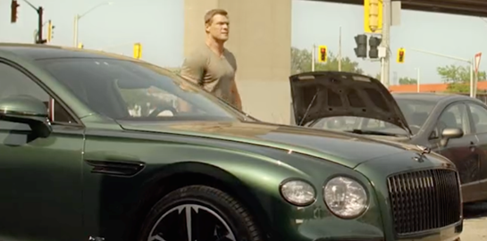 Πώς είναι να οδηγείς μία Bentley 200 χιλιάδων Ευρώ