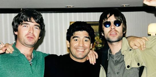 Όταν οι Oasis συνάντησαν τον Maradona