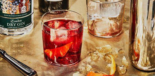 Ο γλυκόπικρος οδηγός του Negroni