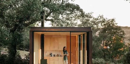 Διαφανή σπίτια στη φύση, η τάση που βλέπουμε παντού στα σόσιαλ μίντια