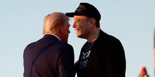 Τι έχει να κερδίσει ο Elon Musk από τη συμμαχία του με τον Donald Trump