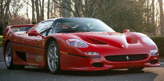 Πωλείται όπως είναι εξοπλισμένη η πρώτη Ferrari F50