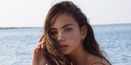 Η εξωτική ομορφιά της Christina Nadin