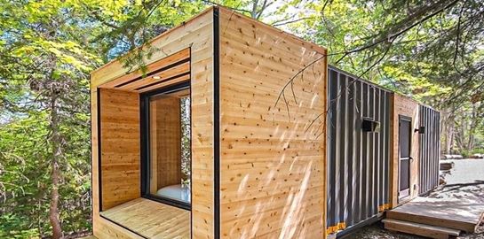 Μετατρέποντας ένα κοντέινερ σε πολυτελές σπίτι