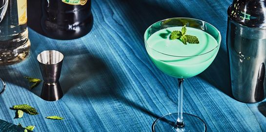 Η ιστορία και η συνταγή του αυθεντικού Grasshopper