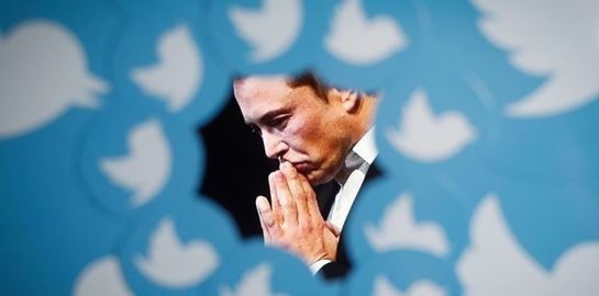 Τα χειρότερα tweets του Elon Musk από όταν ανέλαβε το Twitter