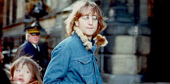 Πού βρίσκεται σήμερα ο δολοφόνος του John Lennon;