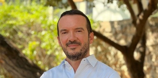 Ο Δημήτρης Τσακούμης ξέρει πώς μπορεί να αναβαθμιστεί η ποιότητα της ζωής μας