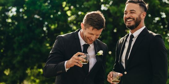 Ένας μίνι οδηγός στυλ για τους γάμους και τις βαφτίσεις του καλοκαιριού