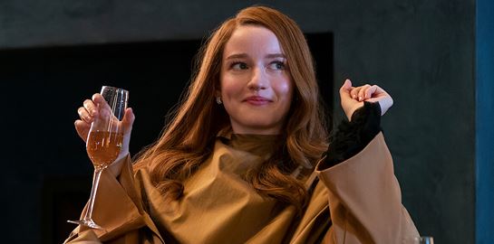 Η εποχή της Julia Garner ανατέλλει