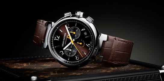Ένα ταξίδι στον χρόνο με το Tambour Twenty του οίκου Louis Vuitton
