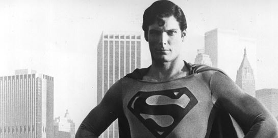 5 ταινίες που πρέπει να δεις πριν από το Superman του James Gunn