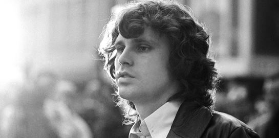Jim Morrison, ένας όμορφος, συνειδητοποιημένος σπασίκλας