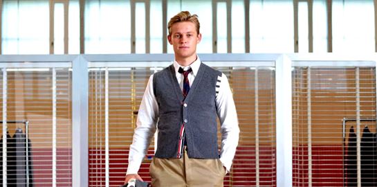 Η νέα εμφάνιση της Μπαρτσελόνα από τον Thom Browne