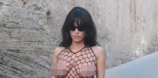 Η Bianca Censori κάνει ό,τι θέλει και όπως το θέλει