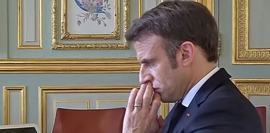 Ο συγκλονιστικός διάλογος Zelensky - Macron λίγο μετά την εισβολή της Ρωσίας