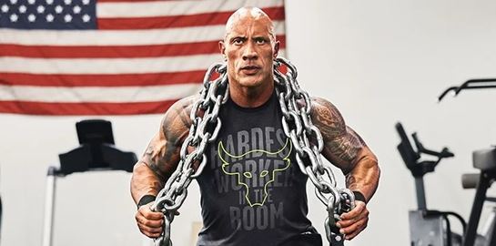 &#39;Ατσάλινα&#39; πόδια όπως του The Rock με πέντε ασκήσεις