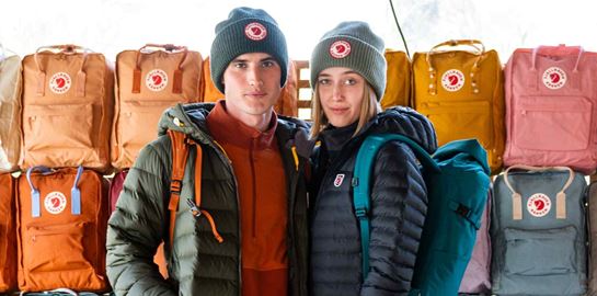 Τα αγαπημένα μας ρούχα για το χειμώνα φέτος κατάγονται από τη Σουηδία