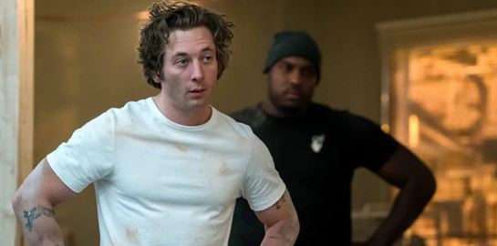 Βρήκαμε όλους τους διάσημους που κάνουν πέρασμα από την 3η σεζόν του The Bear