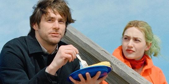 100 ερωτήσεις για να γνωρίσεις κάποιον πραγματικά